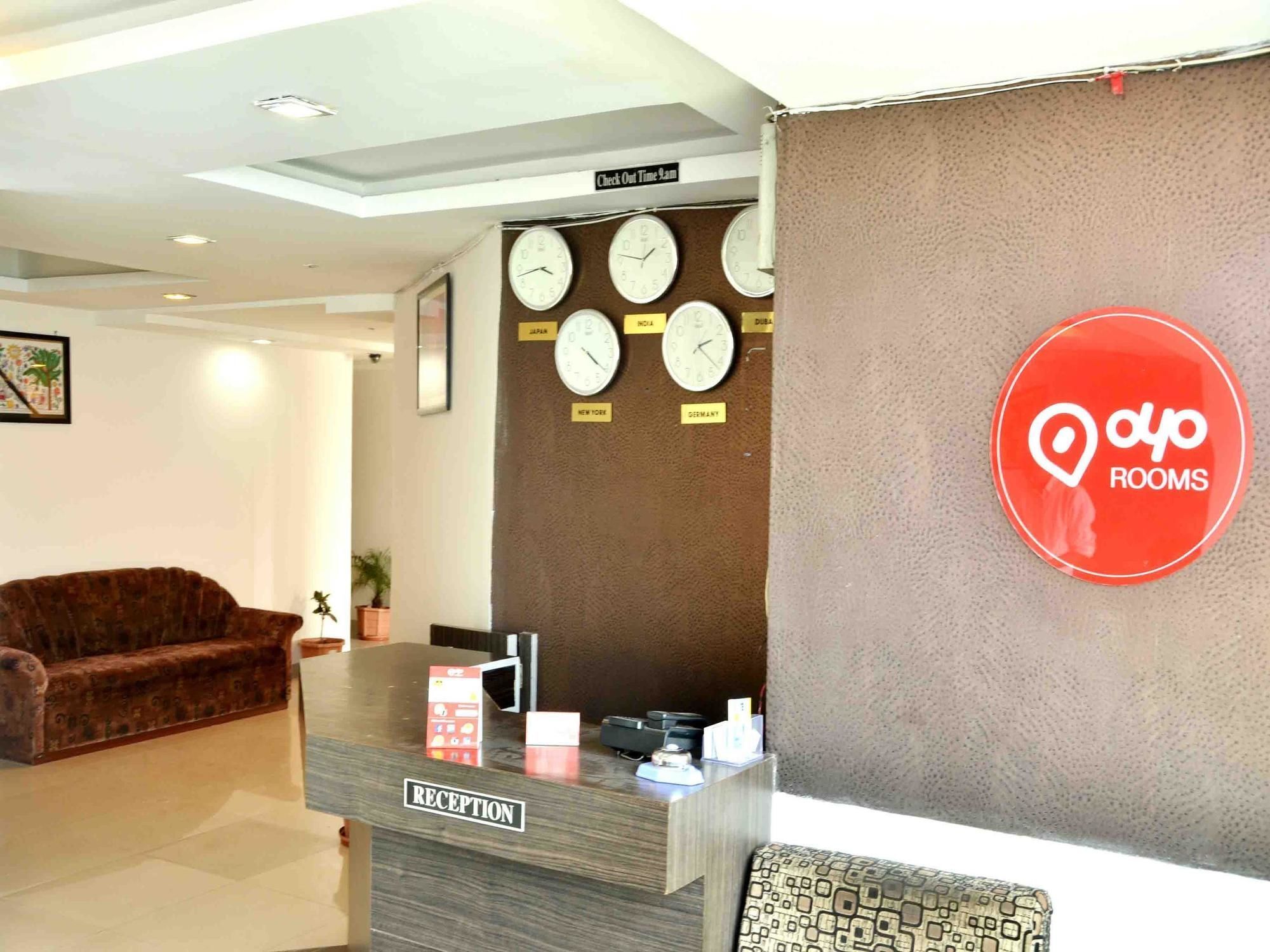 Hotel Vijay Nagar Индор Екстериор снимка