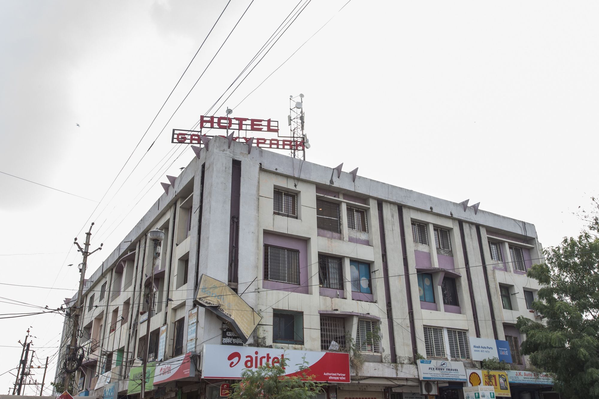Hotel Vijay Nagar Индор Екстериор снимка