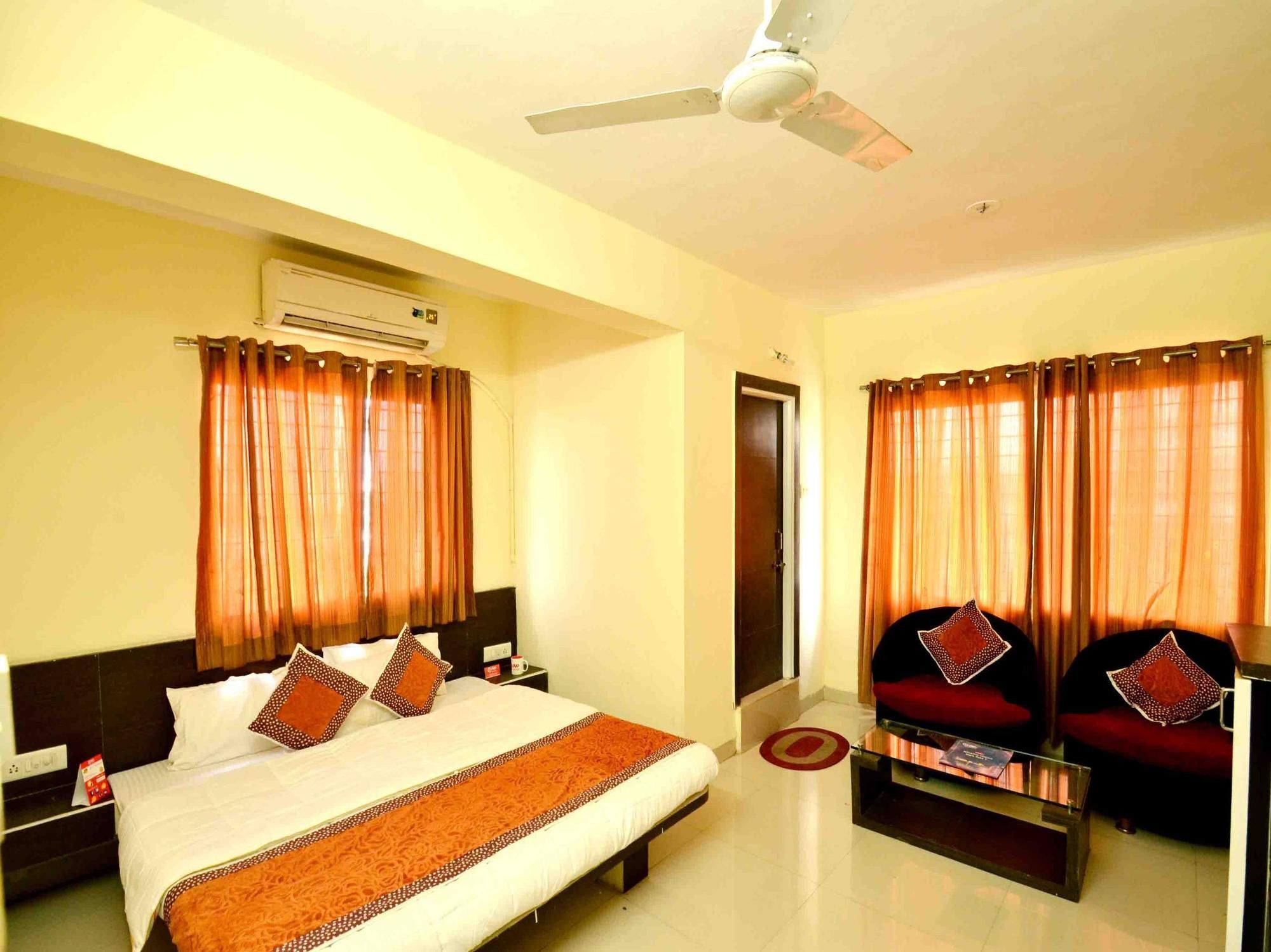 Hotel Vijay Nagar Индор Екстериор снимка